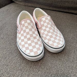 Checkered Pink/White Vans